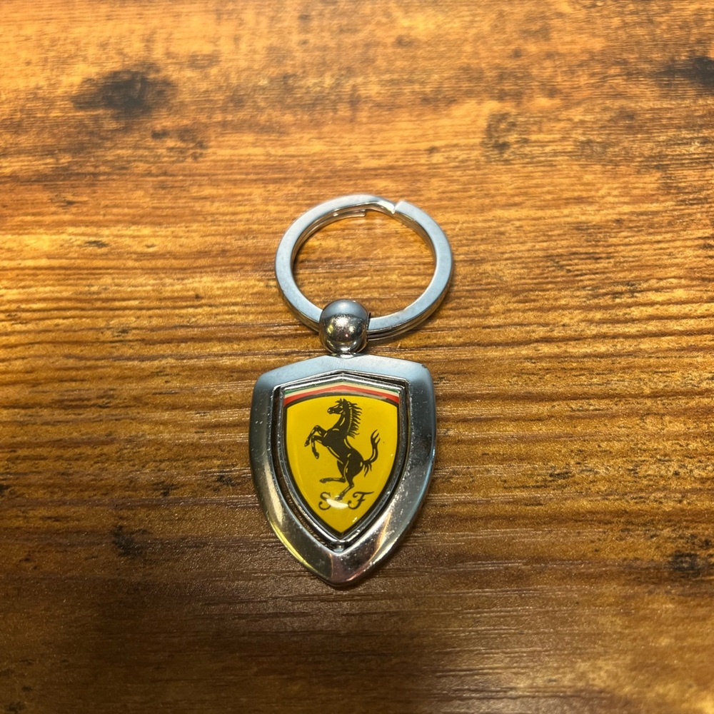 Original Ferrari Rotating Keychain